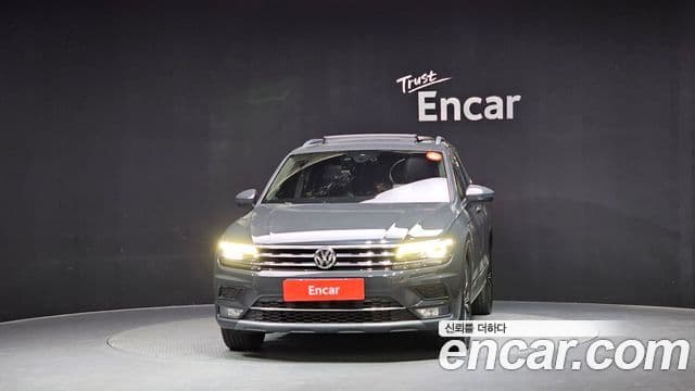 Volkswagen Tiguan 2020 — Şəkil 15/20
