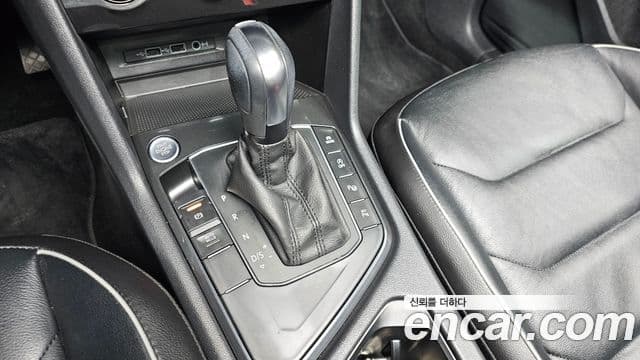 Volkswagen Tiguan 2020 — Şəkil 18/20