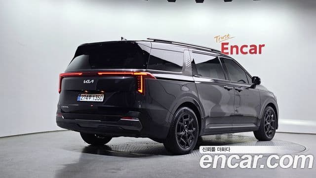 Kia Carnival 2024 — Фото 2/20