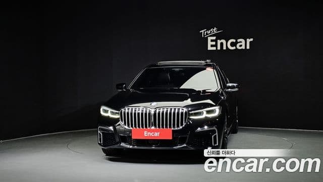 BMW 7 Series 2020 — Photo 11/16
