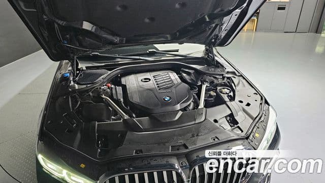 BMW 7 Series 2020 — Photo 8/16