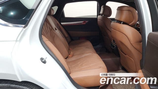 Genesis Electrified G80 2022 — Şəkil 11/20