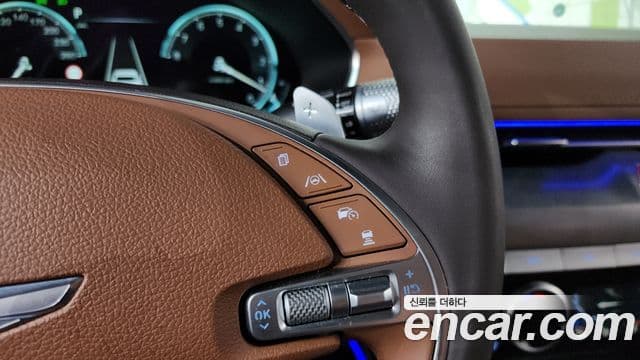 Genesis Electrified G80 2022 — Şəkil 18/20