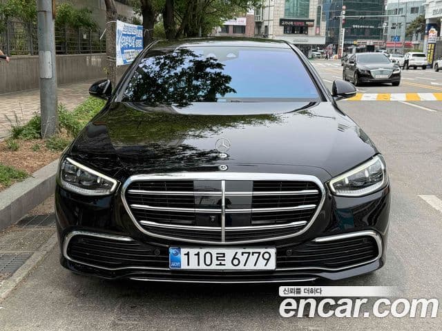Mercedes-Benz S-Class 2025 — Photo 16/20