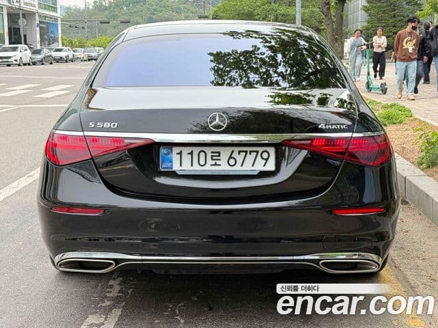 Mercedes-Benz S-Class 2025 — Photo 10/20