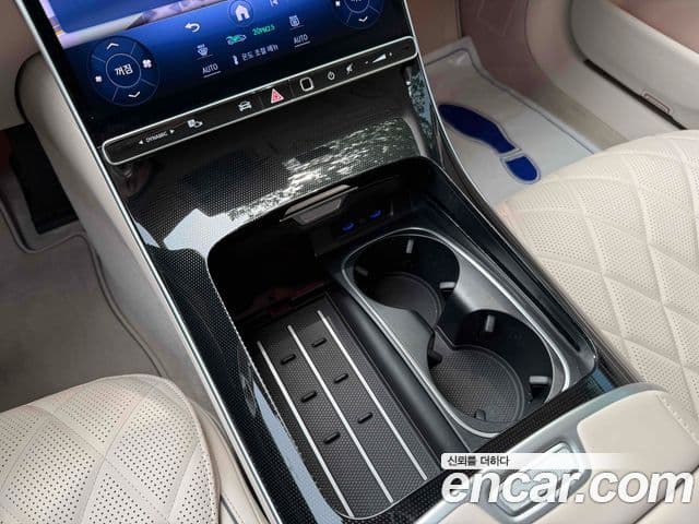 Mercedes-Benz S-Class 2025 — Photo 14/20