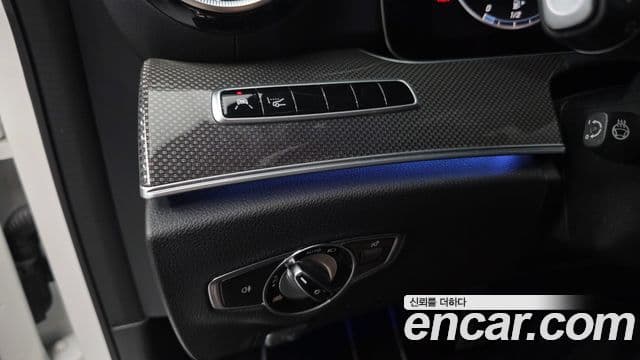 Mercedes-Benz CLS-Class 2019 — Şəkil 18/20