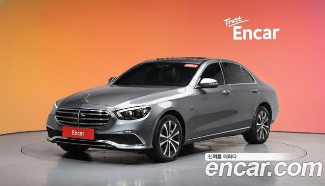 Mercedes-Benz E-Class 2020 — Şəkil 1/20