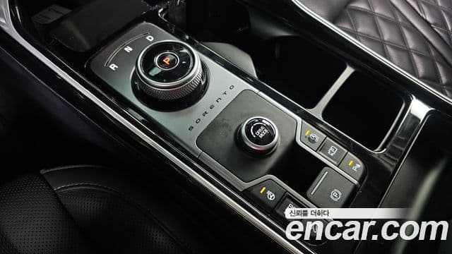 Kia Sorento 2023 — фото 9 из 20