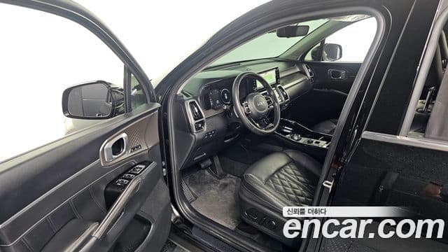 Kia Sorento 2023 — фото 10 из 20