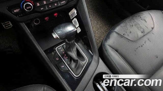 Kia Niro 2019 — Şəkil 9/20