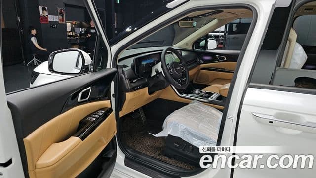 Kia Carnival 2021 — Фото 10/20