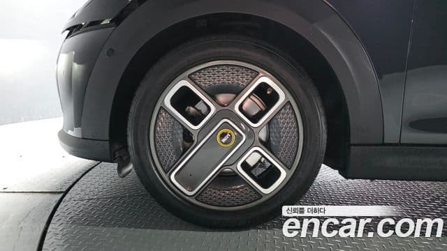 Mini Cooper Electric 2022 — ფოტო 16/20
