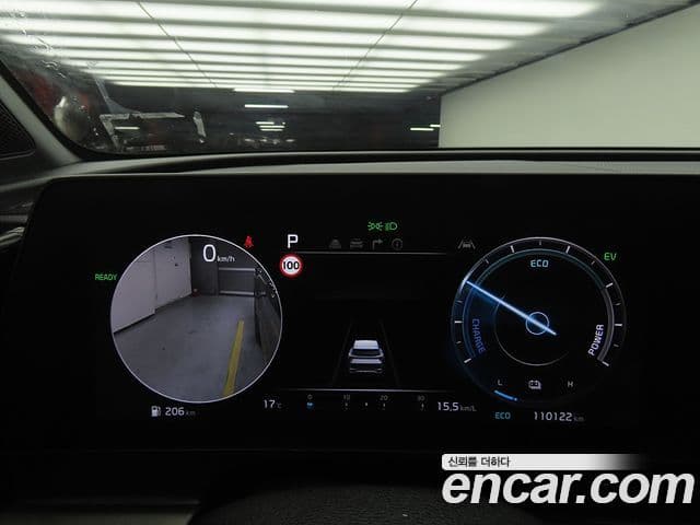 Kia Sportage 2022 — ფოტო 13/20