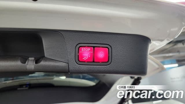 Mercedes-Benz GLB-Class 2021 — Şəkil 11/20