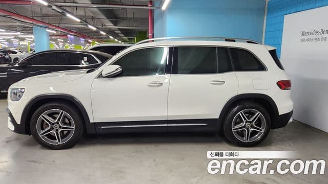 Mercedes-Benz GLB-Class 2021 — Şəkil 20/20
