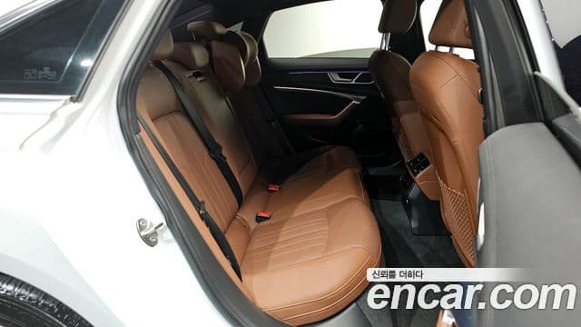 Audi A6 2020 — фото 11 из 20