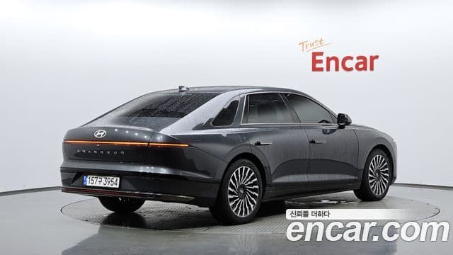 Hyundai Grandeur 2023 — ფოტო 1/20