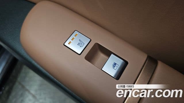 Hyundai Grandeur 2023 — ფოტო 19/20