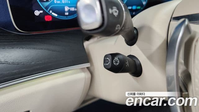 Mercedes-Benz E-Class 2022 — Şəkil 18/20