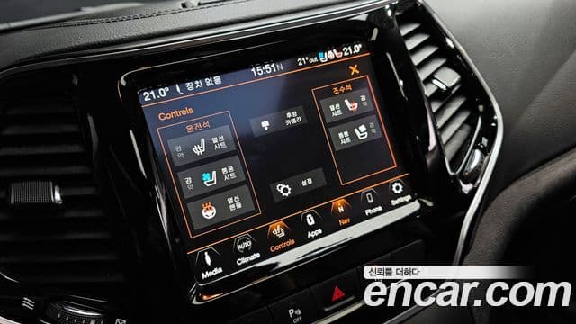 Jeep Cherokee 2020 — Şəkil 16/20