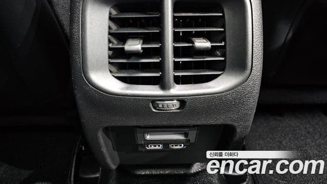Jeep Cherokee 2020 — Photo 14/33