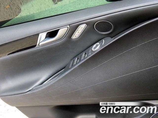 Genesis G80 2021 — ფოტო 14/20