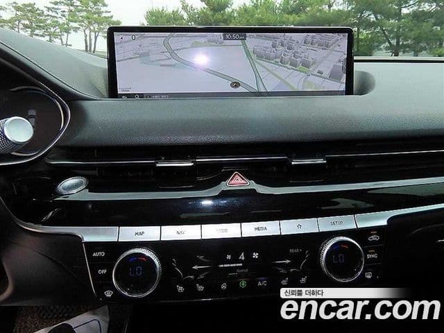 Genesis G80 2021 — ფოტო 12/20