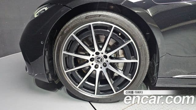 Mercedes-Benz EQS 2022 — ფოტო 32/36