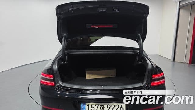 Genesis Electrified G80 2022 — Şəkil 20/20