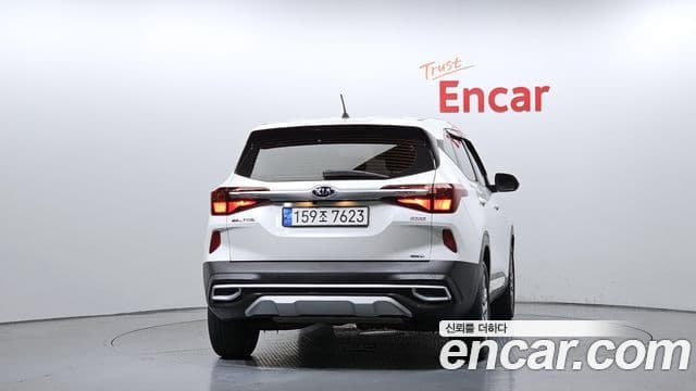 Kia Seltos 2021 — ფოტო 3/19