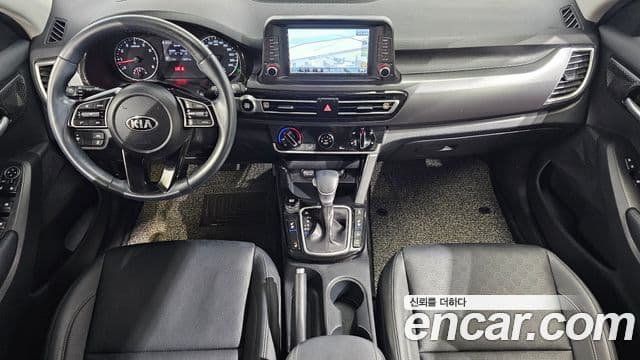 Kia Seltos 2021 — ფოტო 10/19