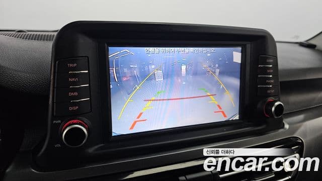 Kia Seltos 2021 — ფოტო 17/19
