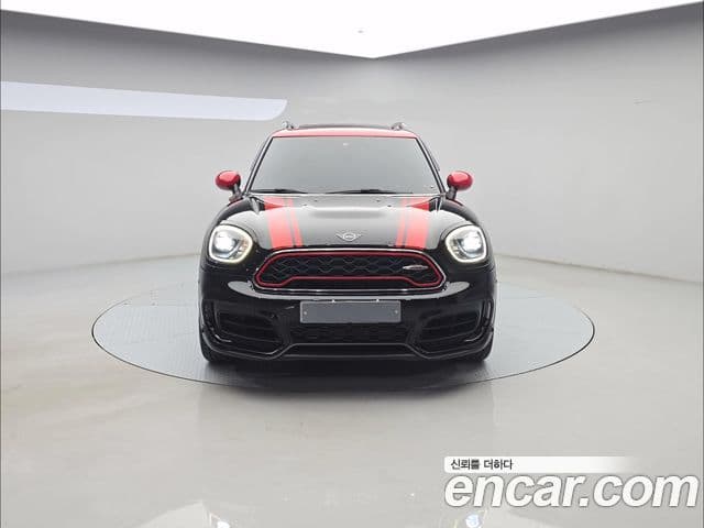 Mini Cooper S Countryman 2019 — Фото 2/20