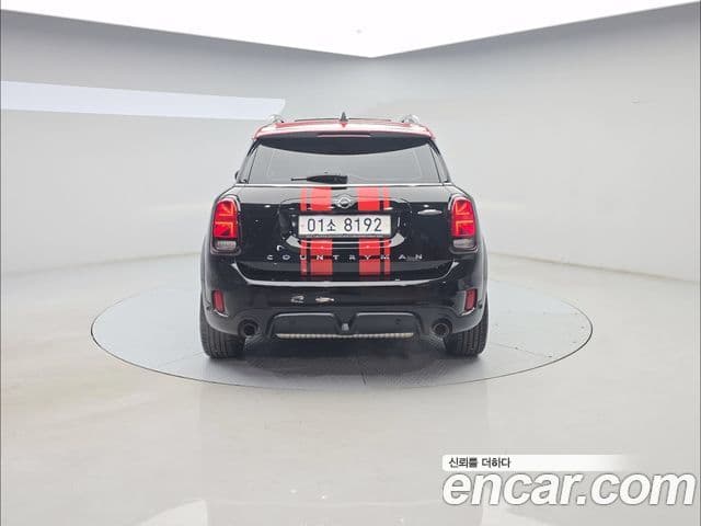 Mini Cooper S Countryman 2019 — Фото 3/20