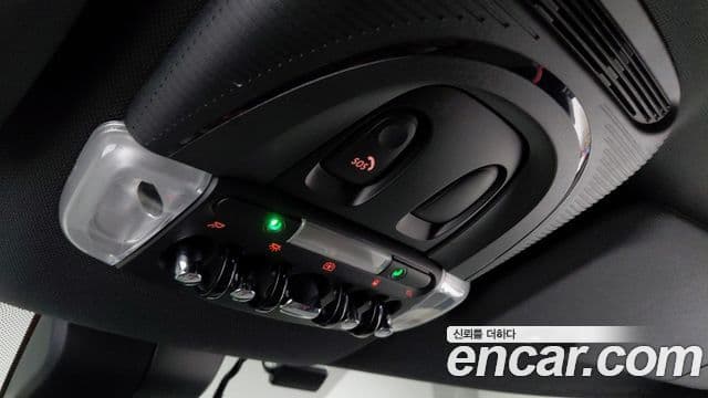 Mini Cooper S Countryman 2019 — Фото 14/20