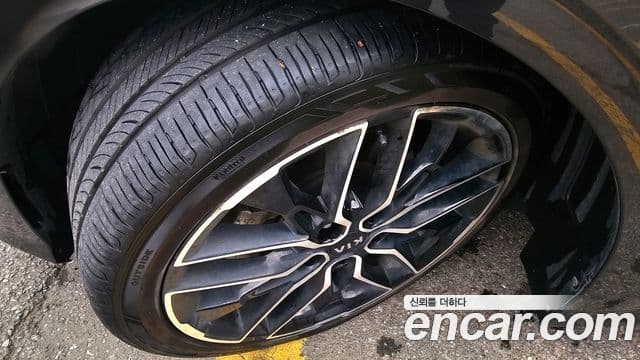 Kia K5 2020 — ფოტო 6/20