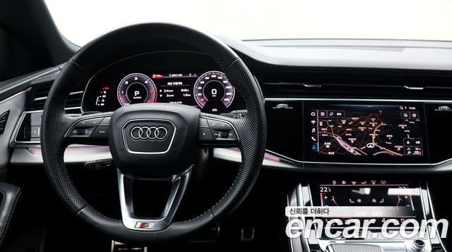 Audi Q7 2020 — Şəkil 6/20