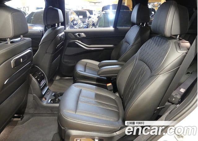 BMW X7 2024 — Şəkil 17/20