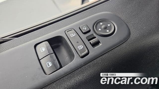 Hyundai Staria 2021 — Şəkil 14/20