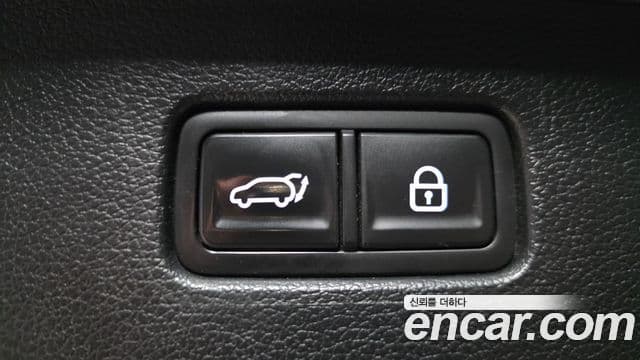 Genesis GV80 2021 — ფოტო 17/20