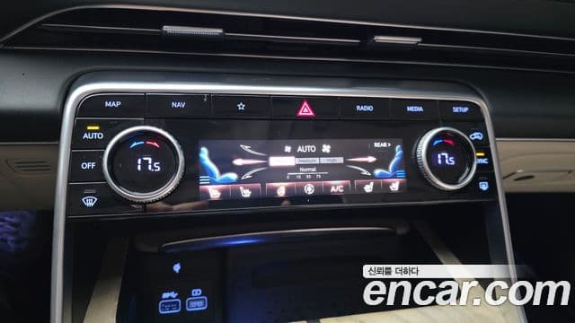 Genesis GV80 2021 — Photo 14/32