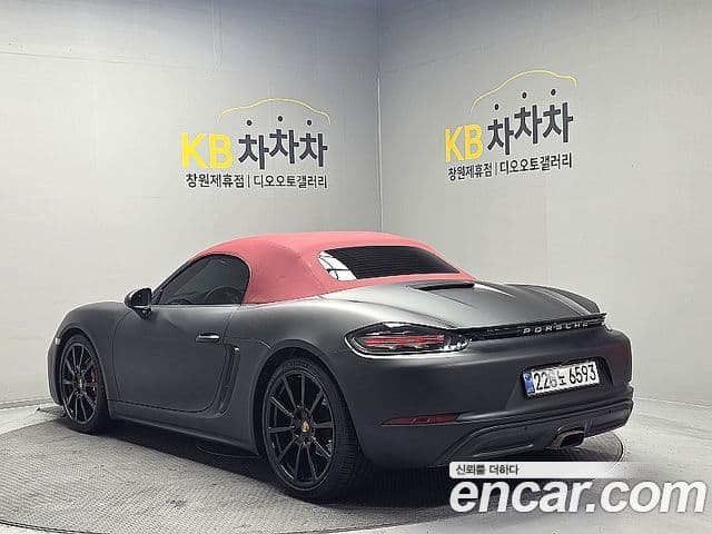 Porsche 718 Boxster 2018 — Şəkil 2/19