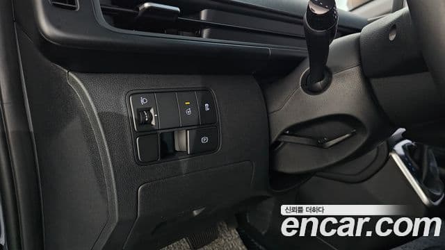 Hyundai Staria 2024 — фото 20 из 20