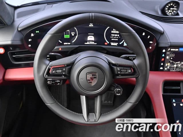 Porsche Taycan 2025 — Şəkil 15/20