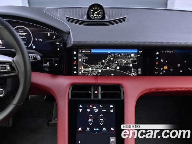 Porsche Taycan 2025 — Şəkil 16/20