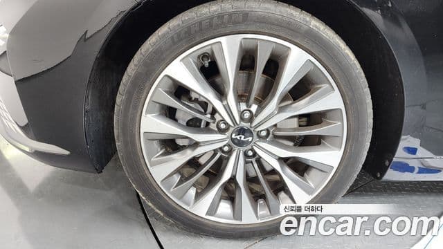Kia K8 2022 — Photo 2/30