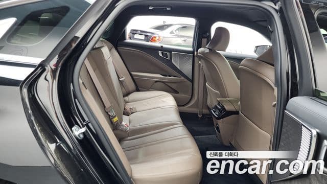 Kia K8 2022 — Photo 6/30