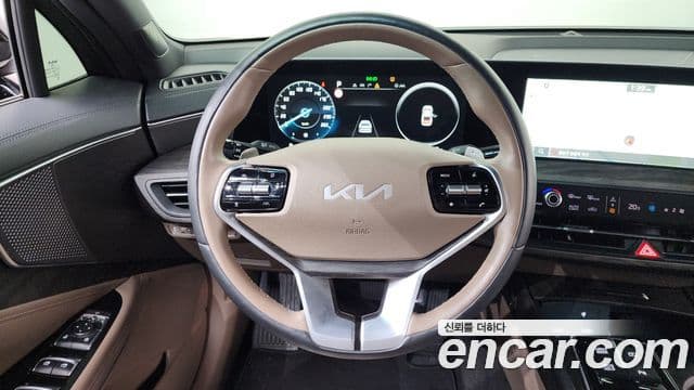 Kia K8 2022 — Photo 12/30