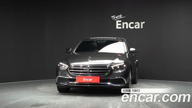 Mercedes-Benz E-Class 2023 — Şəkil 3/20